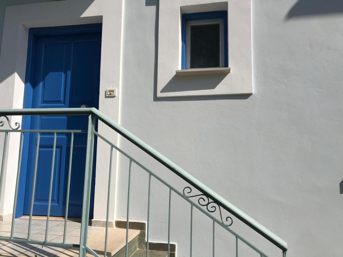Ilias Apartments ฟีนีคุนตา ภายนอก รูปภาพ