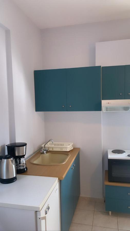 Ilias Apartments ฟีนีคุนตา ภายนอก รูปภาพ