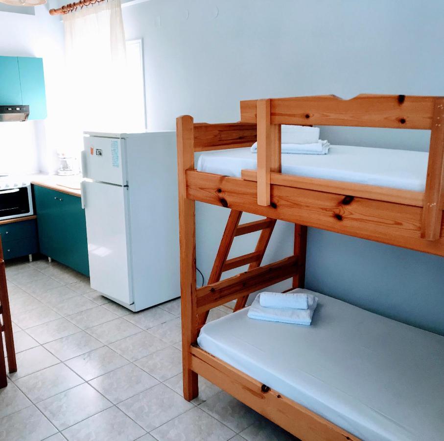 Ilias Apartments ฟีนีคุนตา ภายนอก รูปภาพ