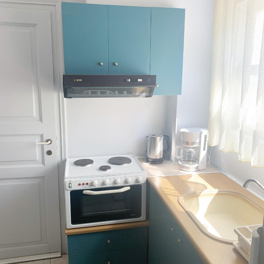 Ilias Apartments ฟีนีคุนตา ภายนอก รูปภาพ