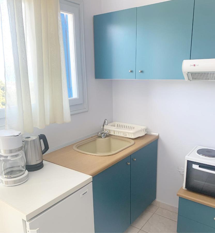 Ilias Apartments ฟีนีคุนตา ภายนอก รูปภาพ