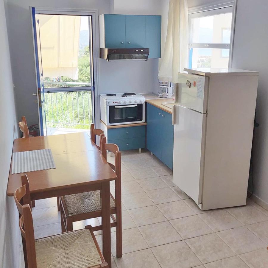Ilias Apartments ฟีนีคุนตา ภายนอก รูปภาพ