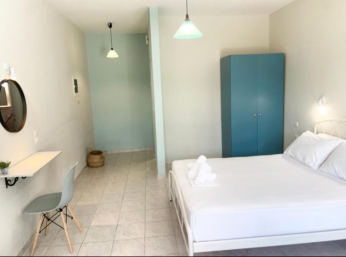 Ilias Apartments ฟีนีคุนตา ภายนอก รูปภาพ