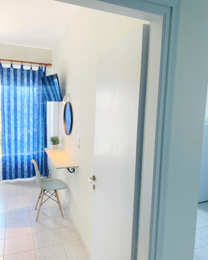 Ilias Apartments ฟีนีคุนตา ภายนอก รูปภาพ