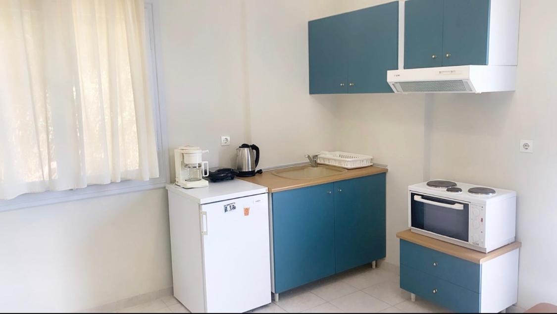 Ilias Apartments ฟีนีคุนตา ภายนอก รูปภาพ