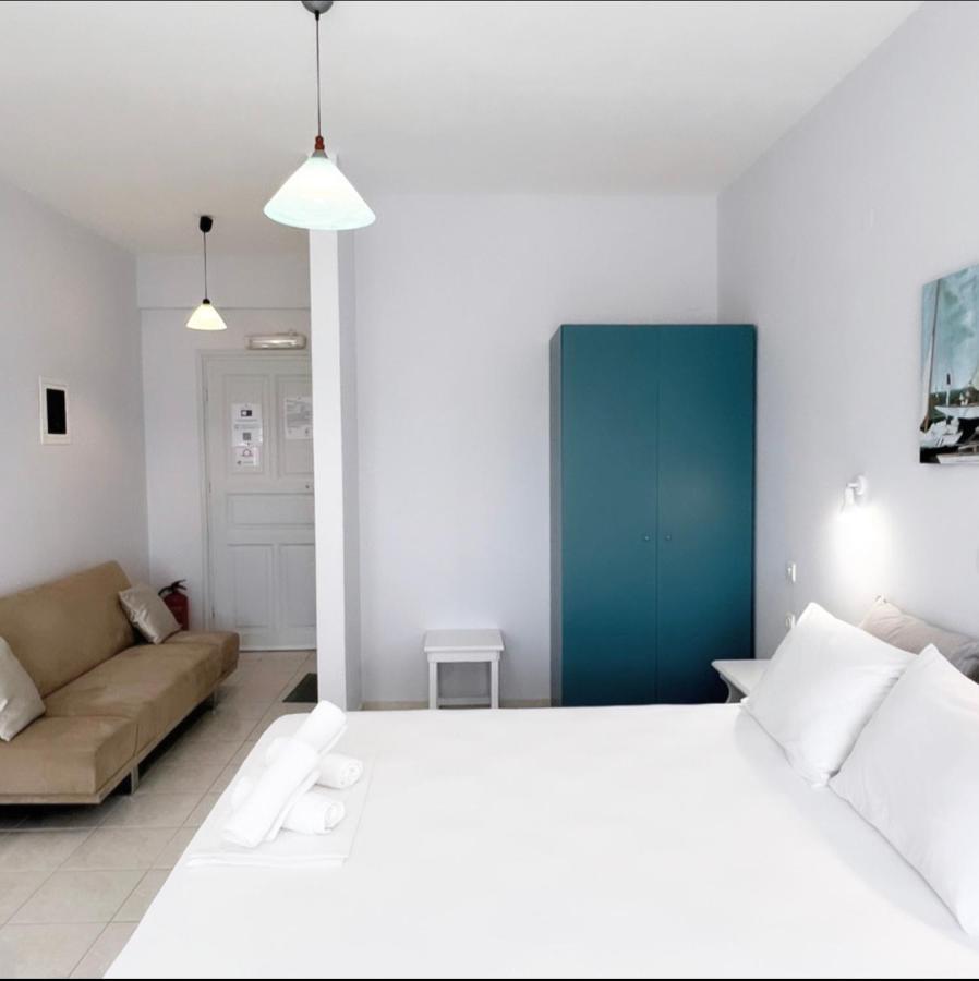 Ilias Apartments ฟีนีคุนตา ภายนอก รูปภาพ